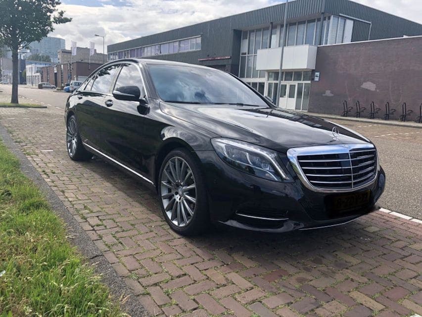 Private Limousine City Transfer Gallery Image 2