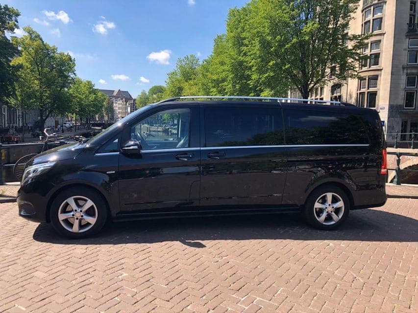 Private Limousine City Transfer Gallery Image 1