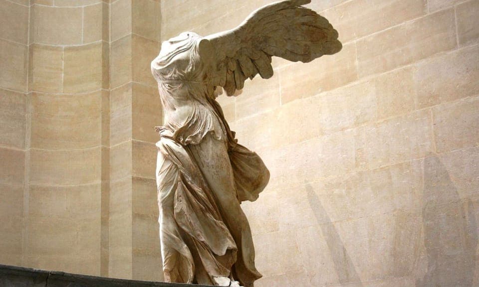 Louvre Museum Ticket with Audio guide Gallery Image 2