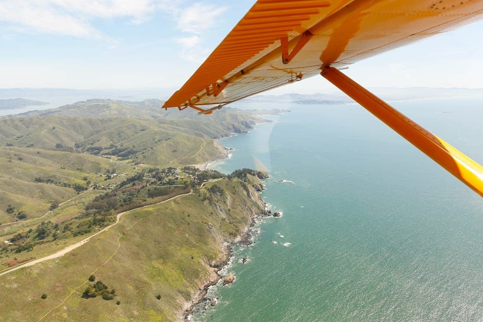 Seaplane Flight with Champagne Gallery Image 4