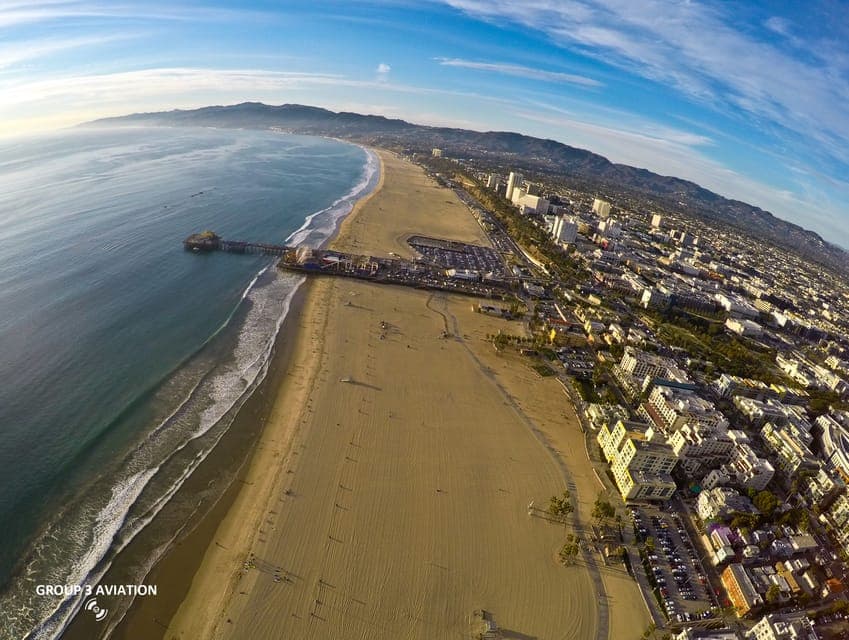 City & Coast: Beaches & City: 50-Minute Helicopter Tour Gallery Image 4