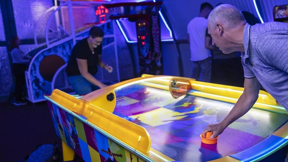 31. Amsterdam Arcade Game Hall: Classic & Modern Fun, UP Events - Image 31