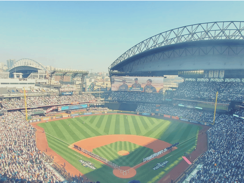 Seattle Mariners Baseball Game at T-Mobile Park Gallery Image 3