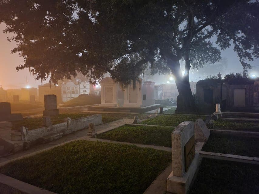 Cemetery Bus Tour At Dark with Exclusive Access Gallery Image 2