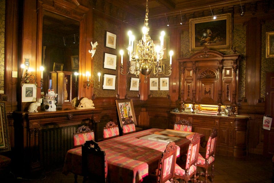 The Kattenkabinet Cat Museum Entry Ticket Gallery Image 4