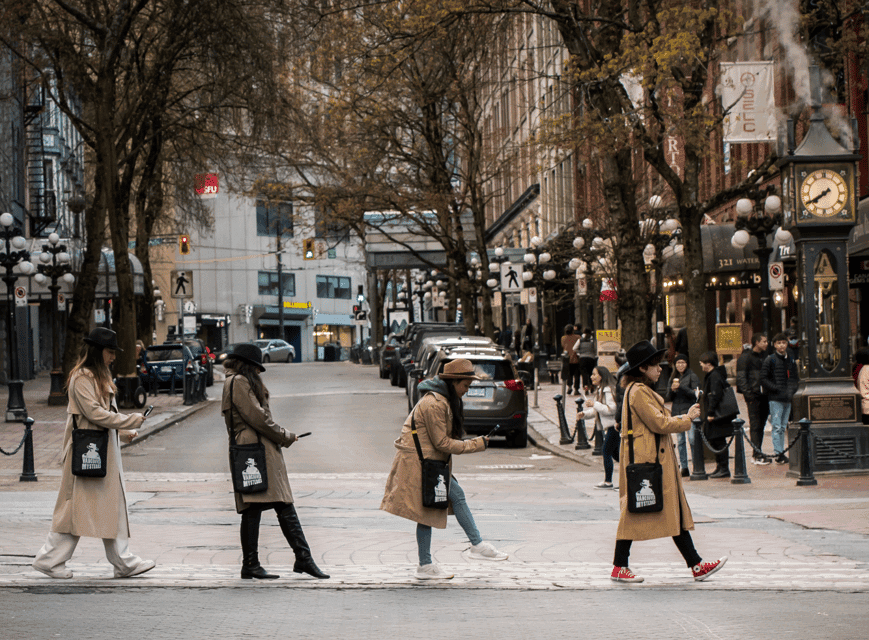 Explore Gastown with an Outdoor Murder Mystery Gallery Image 2