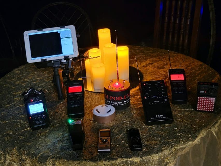 Guided Nighttime Ghost Hunt Gallery Image 4