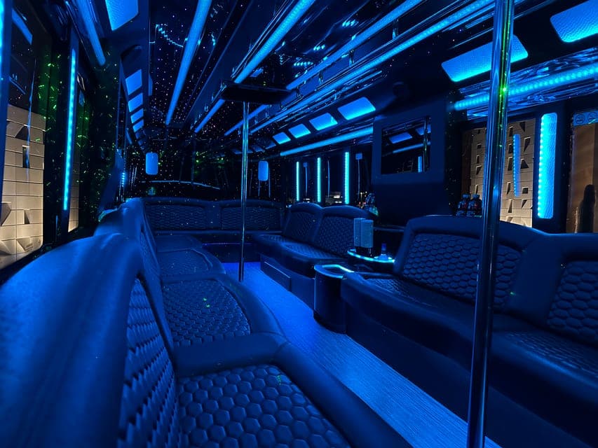 Party Bus Nightlife Guided Tour Gallery Image 4