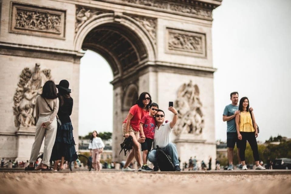 29. Arc de Triomphe Entry with Seine Cruise - Image 29