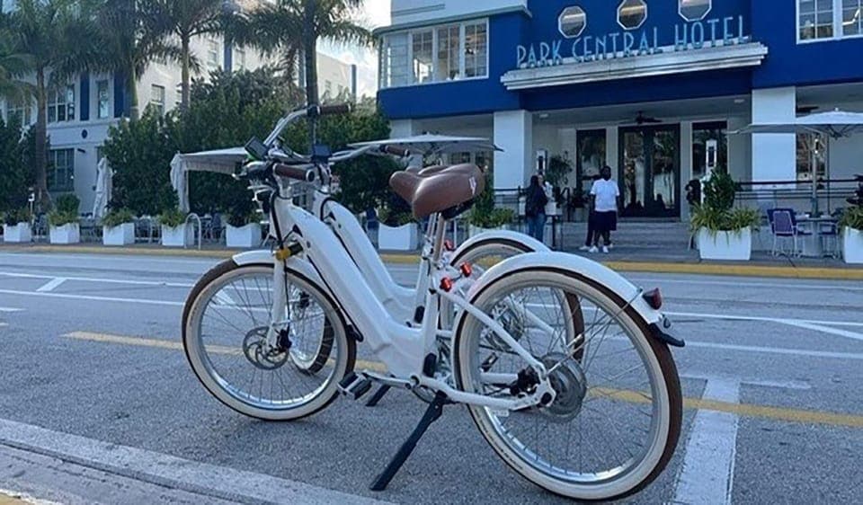 Electric Bike Tour in South Beach Gallery Image 4