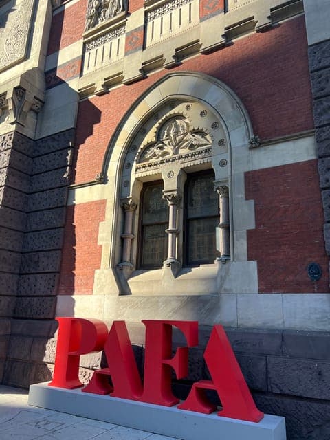 Street Art Walking Tour with a Local Guide Gallery Image 4