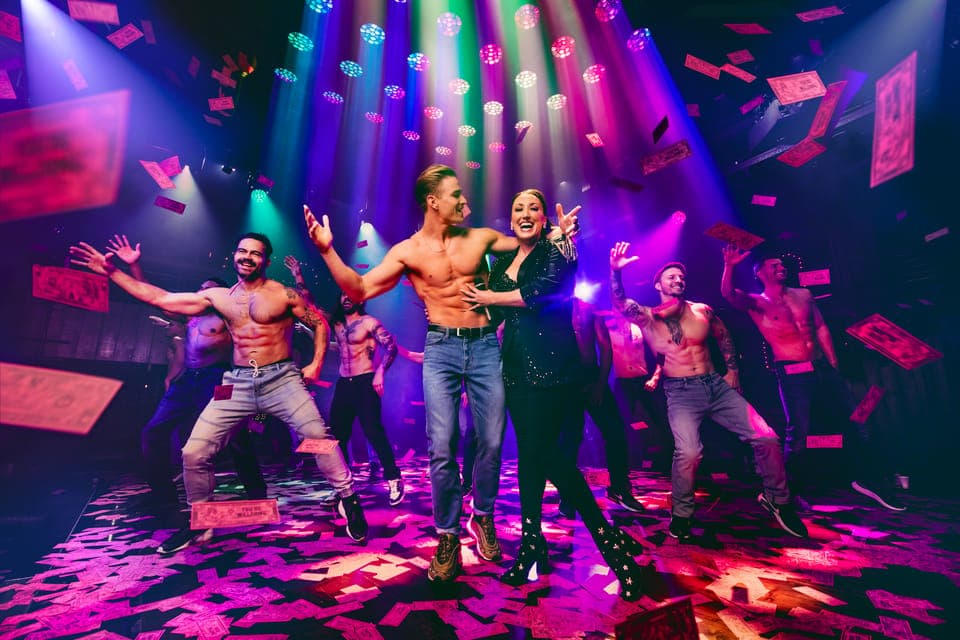 39. Magic Mike Live Ticket - Image 39