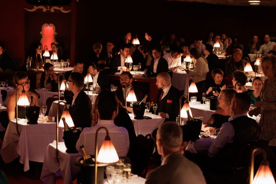 La Nouvelle Eve Cabaret Dinner Show Gallery Image 4