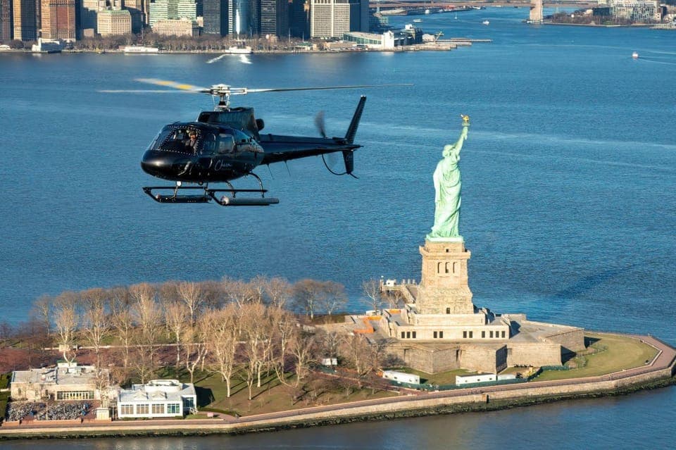 Big Apple Helicopter Tour Gallery Image 1