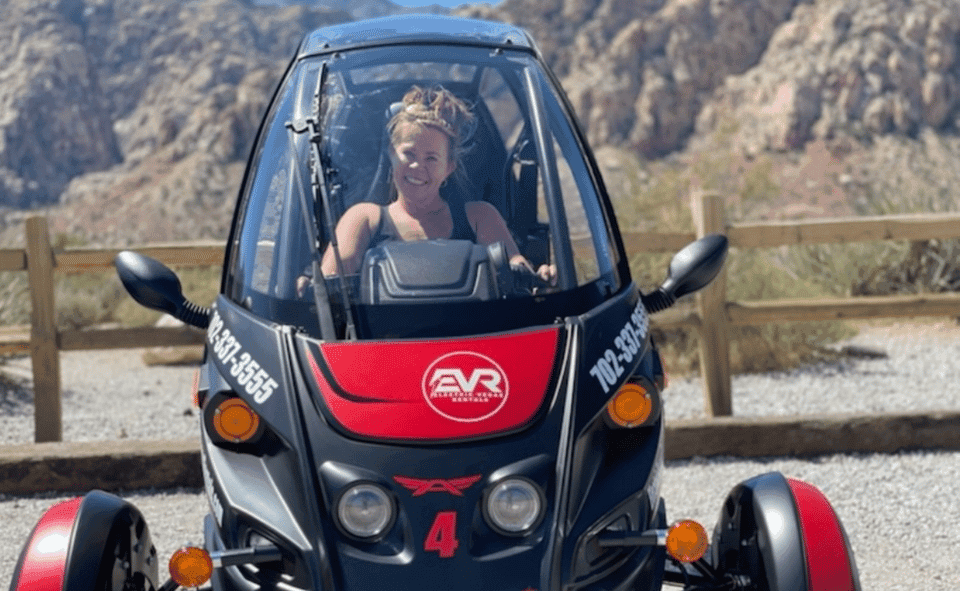 Red Rock Electric Car Self Drive Adventure Gallery Image 3