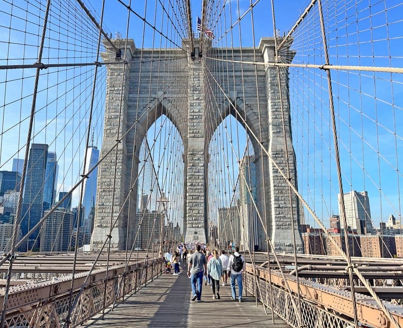 Brooklyn Bridge and Dumbo Guided Walking Tour Gallery Image 3