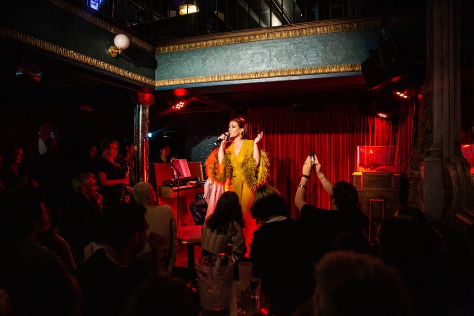 Madame Arthur Cabaret Show Ticket Gallery Image 4