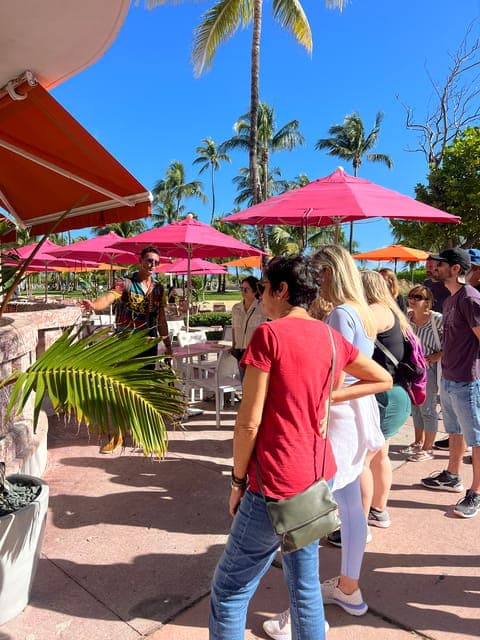 Art Deco & History Walking Tour with Design Enthusiast Gallery Image 3