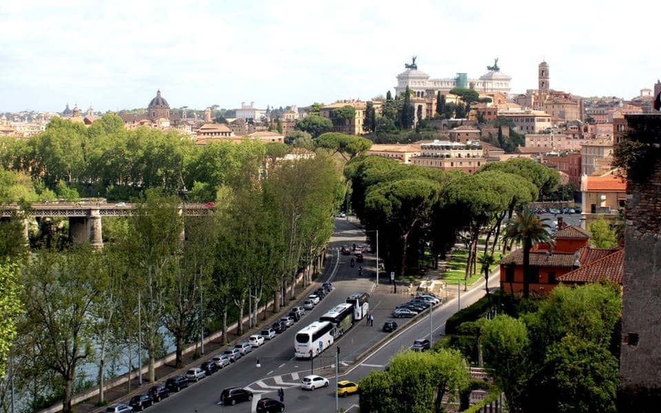 Rome’s Top Highlights Tour by Luxury Golf Cart Gallery Image 4