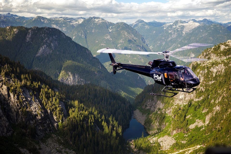 Backcountry Helicopter Tours with Hotel Pickup Gallery Image 3