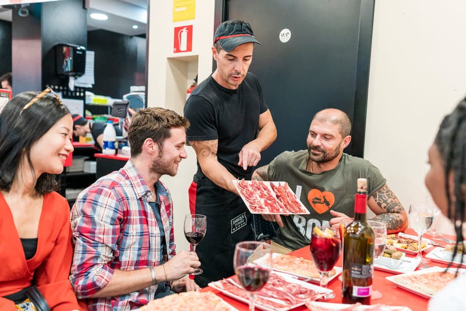 Jamón, Cheese and Wine Experience near Sagrada Familia - Image 7