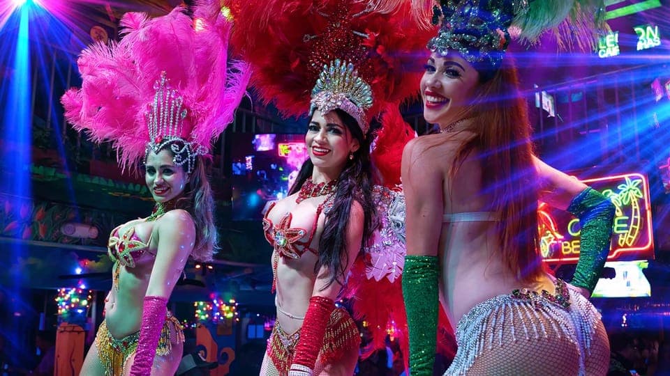 Mango's Tropical Cafe Dinner & Show - Image 8