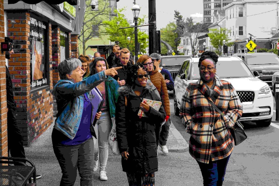 Federal Hill: Crime and Cuisine Food Tour Gallery Image 2