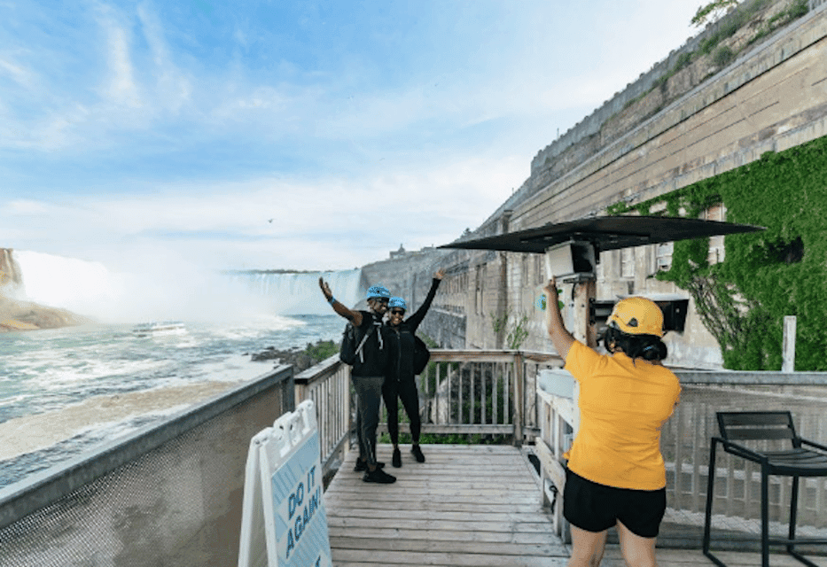 Niagara Falls, Canada: Early Bird Zip Line to The Falls Gallery Image 4