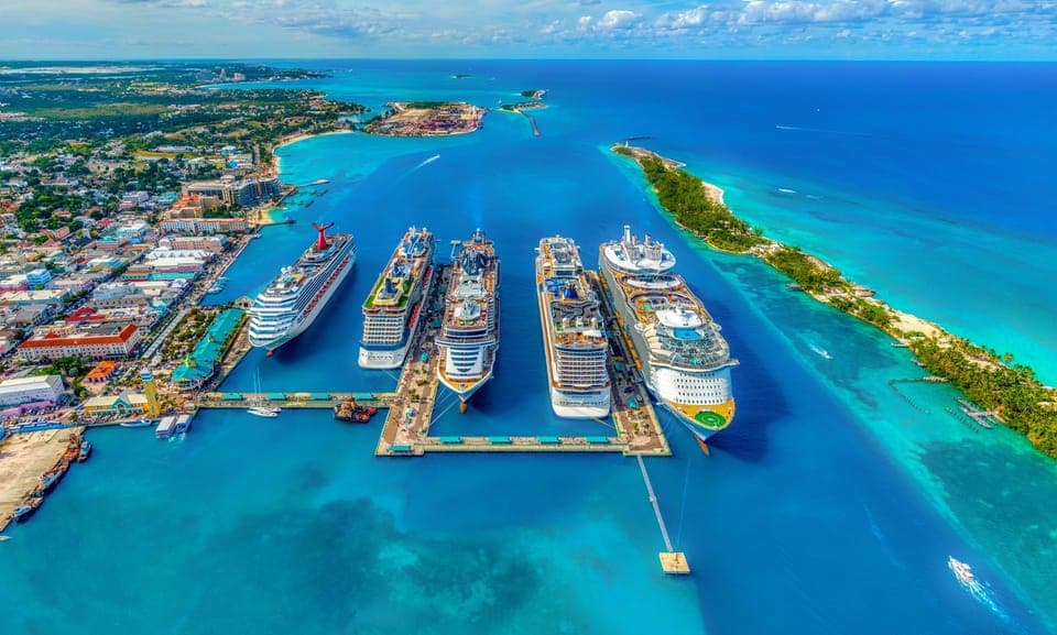 Roundtrip Bimini Ferry with Hotel Transfers Gallery Image 4