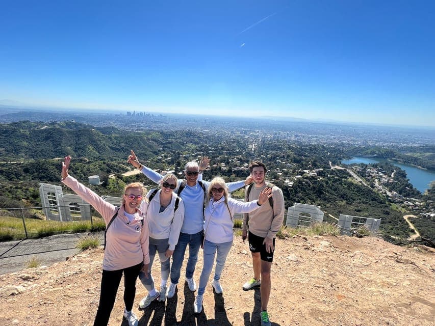 Hollywood Sign : Hiking to the Sign with a French tour guide Gallery Image 1