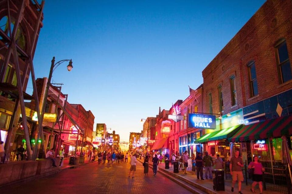 Private custom tour with a local guide Gallery Image 3