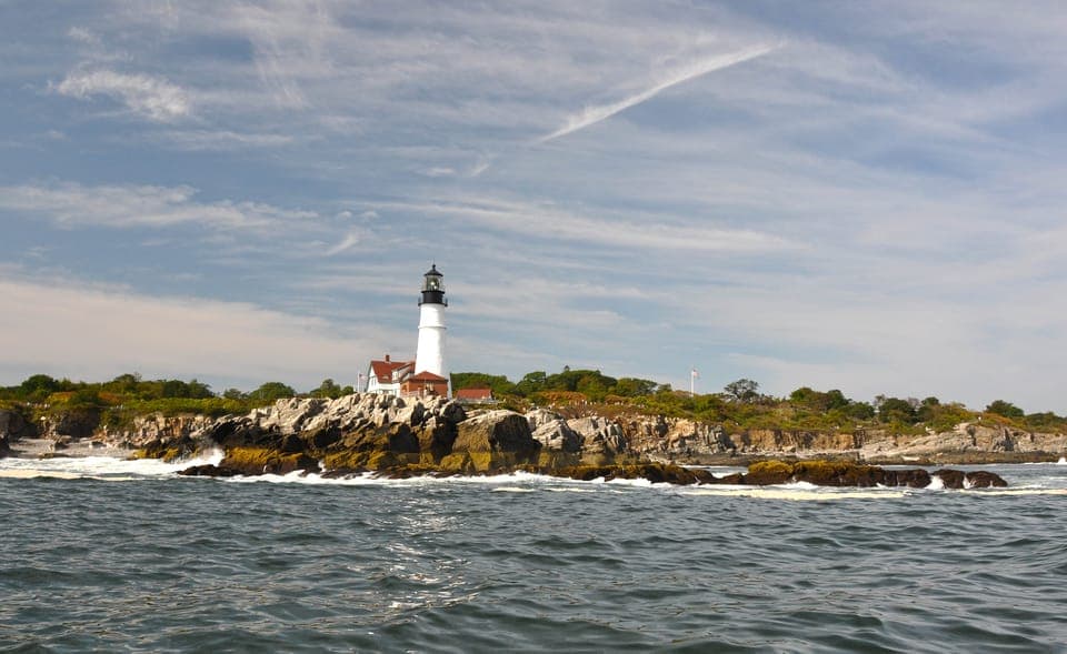 Maine Lighthouses Sightseeing Cruise with Drinks Gallery Image 2
