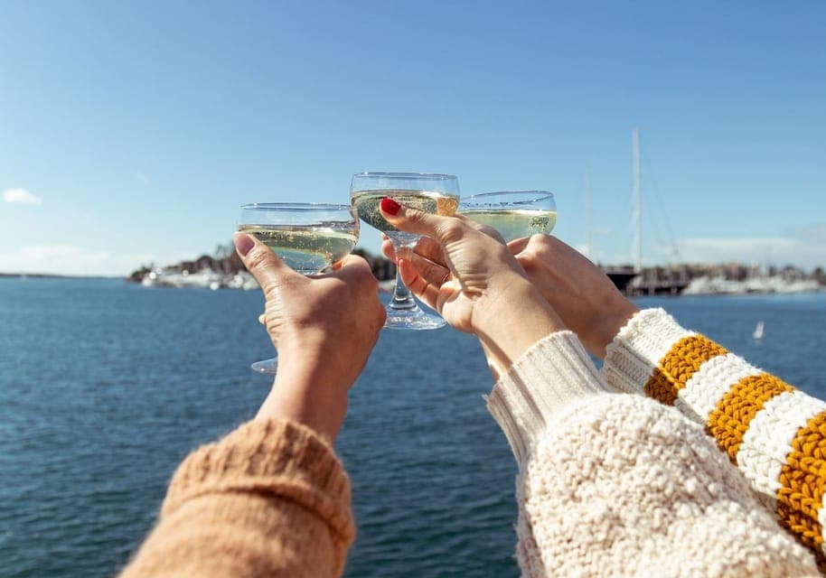 Marina Del Rey: Christmas Day Buffet Brunch or Dinner Cruise Gallery Image 2