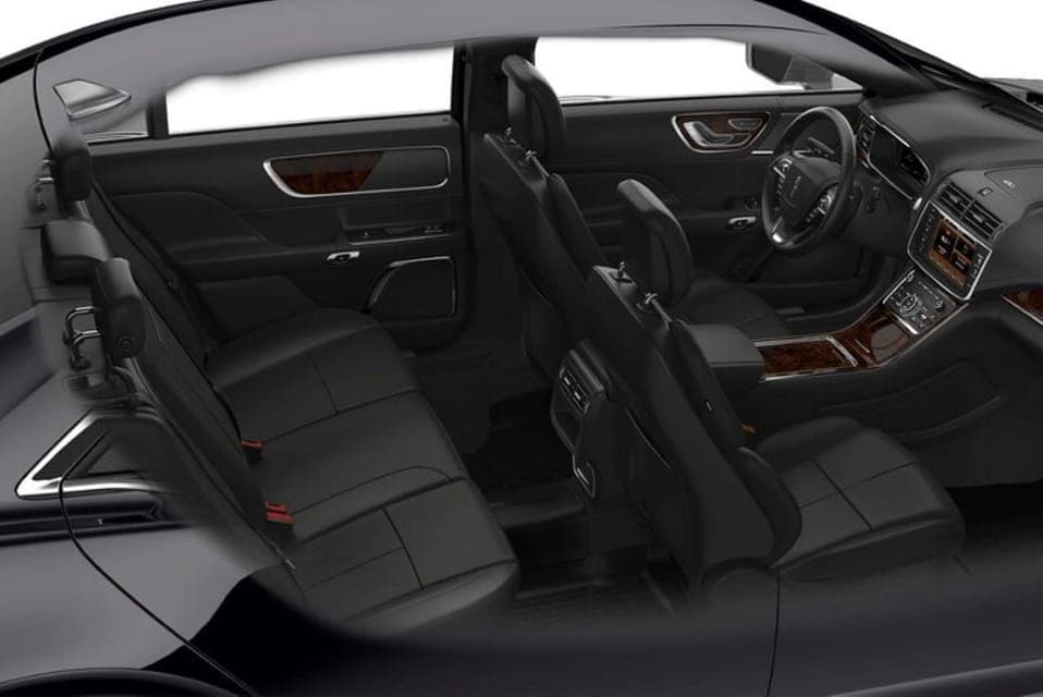 Private Vancouver Airport(YVR) Transfer to City of Vancouver Gallery Image 3