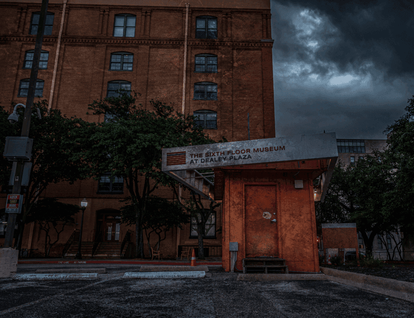 Deadly Dallas Ghost Tours: Blood, Bones, and Burials Gallery Image 3