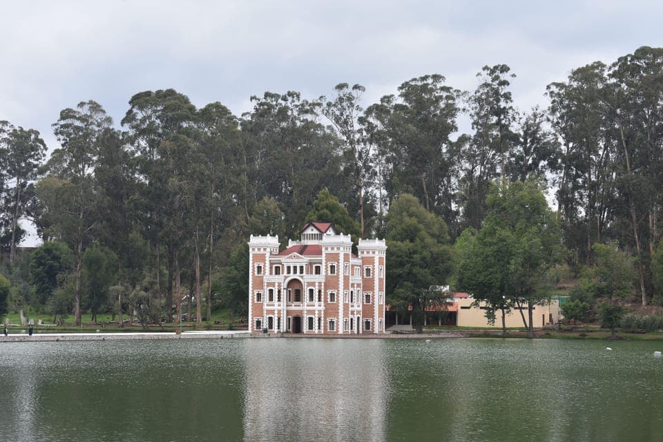 Chautla's Castle, Lavender Farm, and Valquirico Private Tour Gallery Image 4