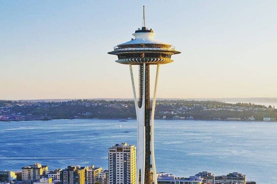 5-hour Seattle and Suburbs Attractions Tour - Image 2