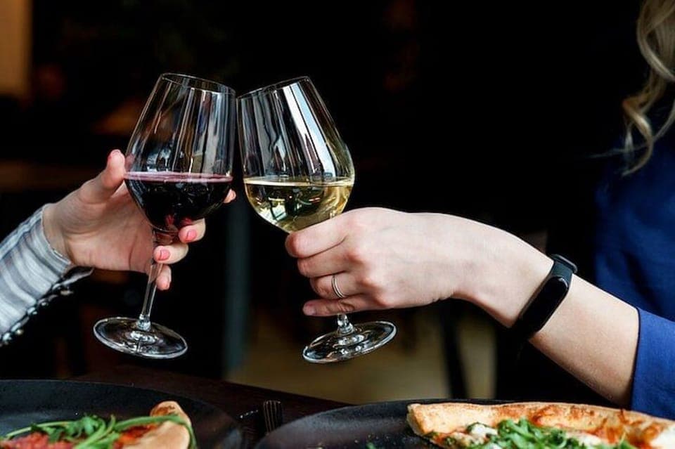 Full Day Seattles Wineries and Waterfalls Tour Gallery Image 1