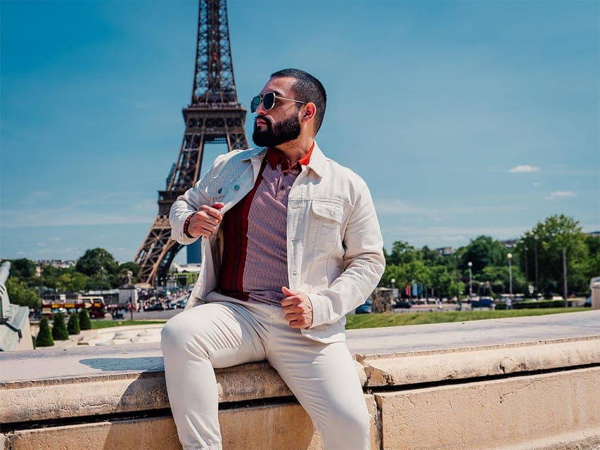Professional Photoshoot with the Eiffel Tower - Image 2