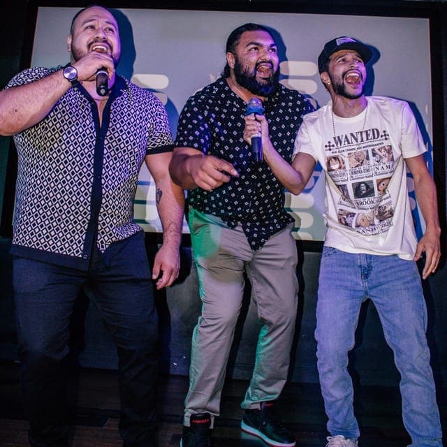 Secret Bars and Favorite Spots Walking Tour Gallery Image 3