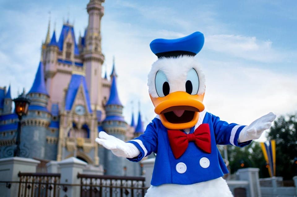 11. Walt Disney World Tickets with Park Hopper Plus - Image 11