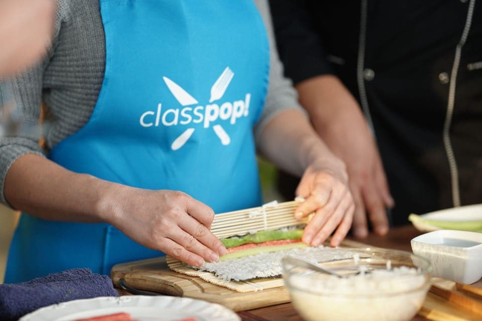 Sushi Making Class for Beginners - Image 4