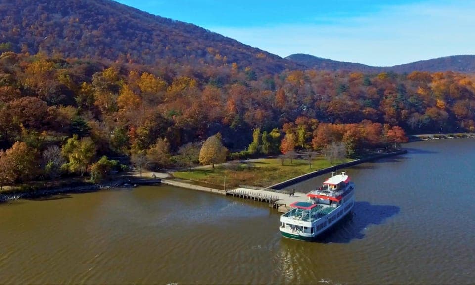 Bear Mountain Oktoberfest Cruise Skip-The-Box-Office Gallery Image 2