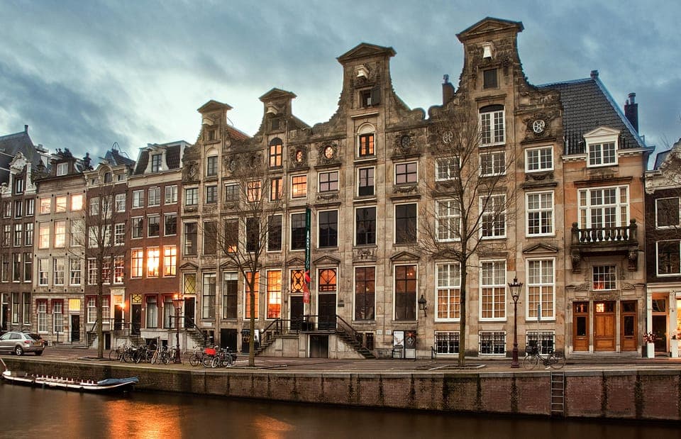 Art Zoo Museum: Art meets nature in a 17th-Century House Gallery Image 2