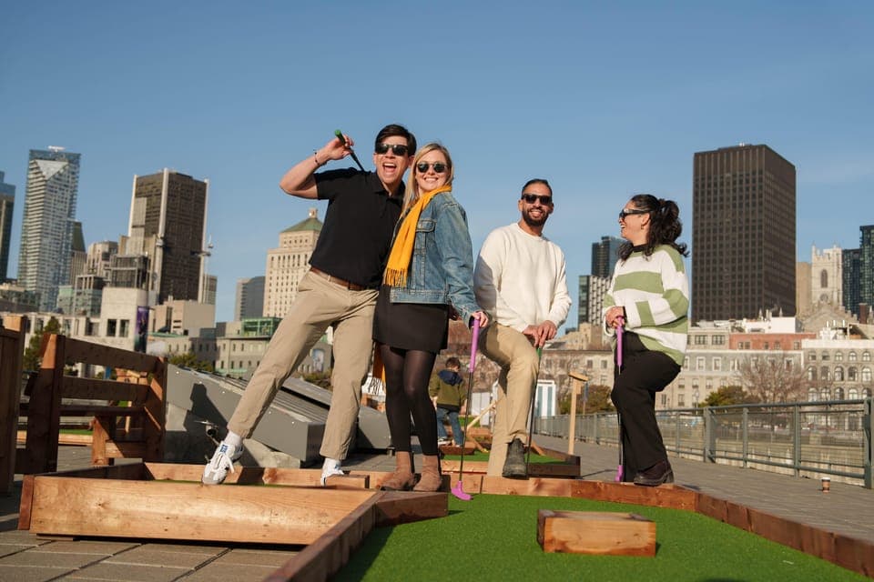 Outdoor mini golf in Montreal Gallery Image 1