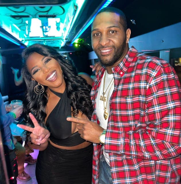 Nightclub and Bar Crawl with Party Bus and Drinks Gallery Image 1