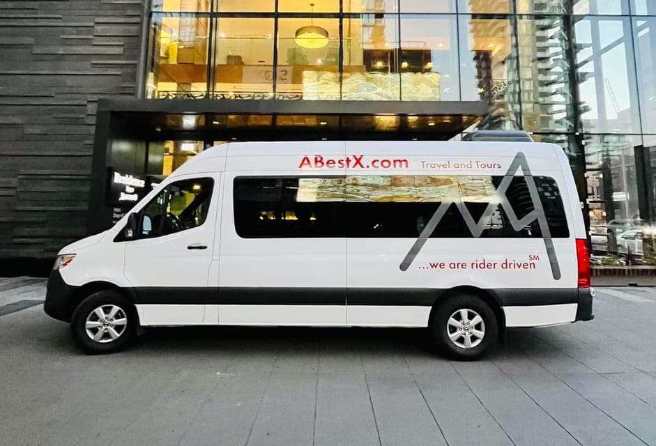 Banff/Canmore to Calgary YYC Aiport (Shared Shuttle Bus) Gallery Image 4