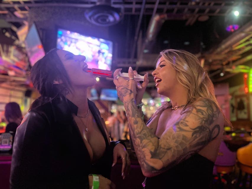 Austin 6th Street Bar Crawl | The Epic Group Gallery Image 2