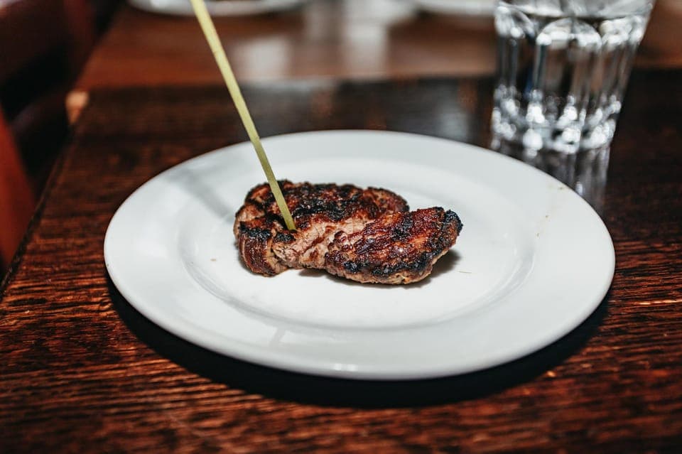 Gangsters and Food Tasting Walking Tour Gallery Image 4