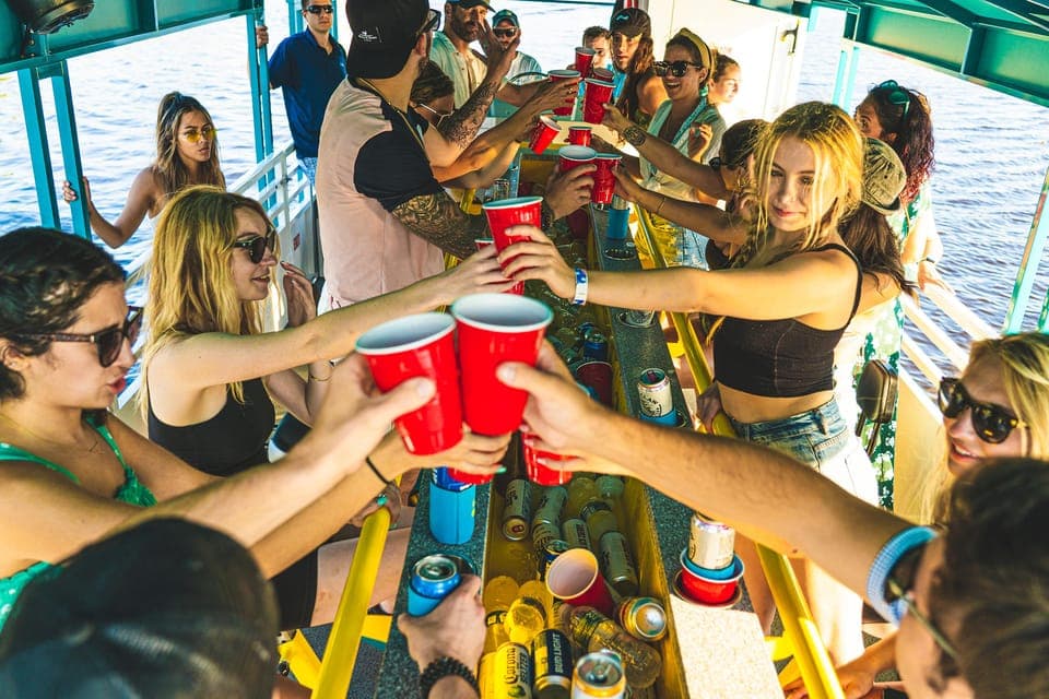 Sandbar Splash and Yacht Tour in Fort Lauderdale - Image 5